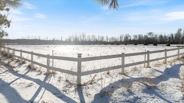 $399,999 | 13601 East County Road 578, Goodland, MN 55742