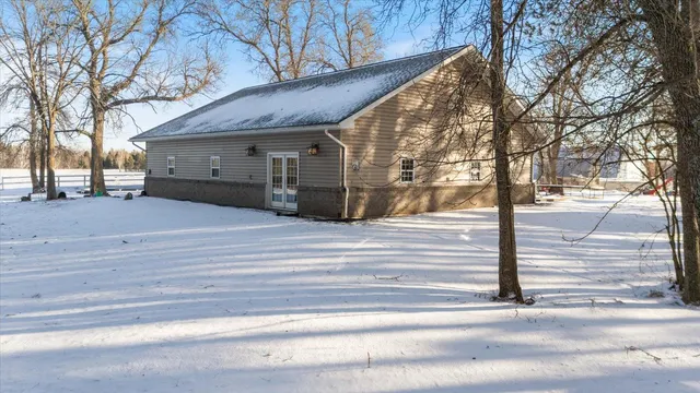 $399,999 | 13601 East County Road 578, Goodland, MN 55742