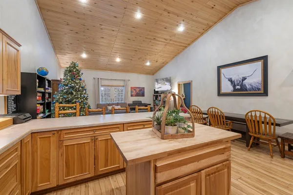 $399,999 | 13601 East County Road 578, Goodland, MN 55742