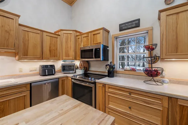 $399,999 | 13601 East County Road 578, Goodland, MN 55742