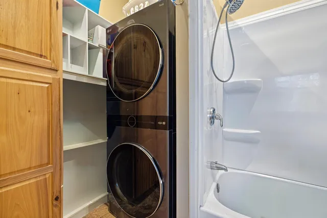 $399,999 | 13601 East County Road 578, Goodland, MN 55742