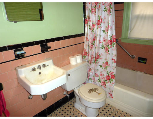 19 Heard Road Arlington, MA 02474 - Photo 17 of 23 Gallery Image 17
