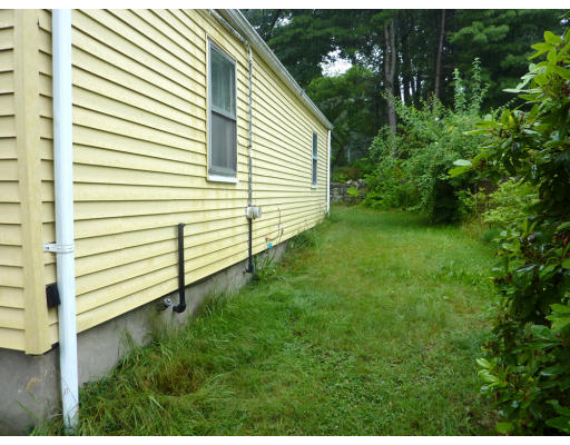 19 Heard Road Arlington, MA 02474 - Photo 3 of 23 Gallery Image 3
