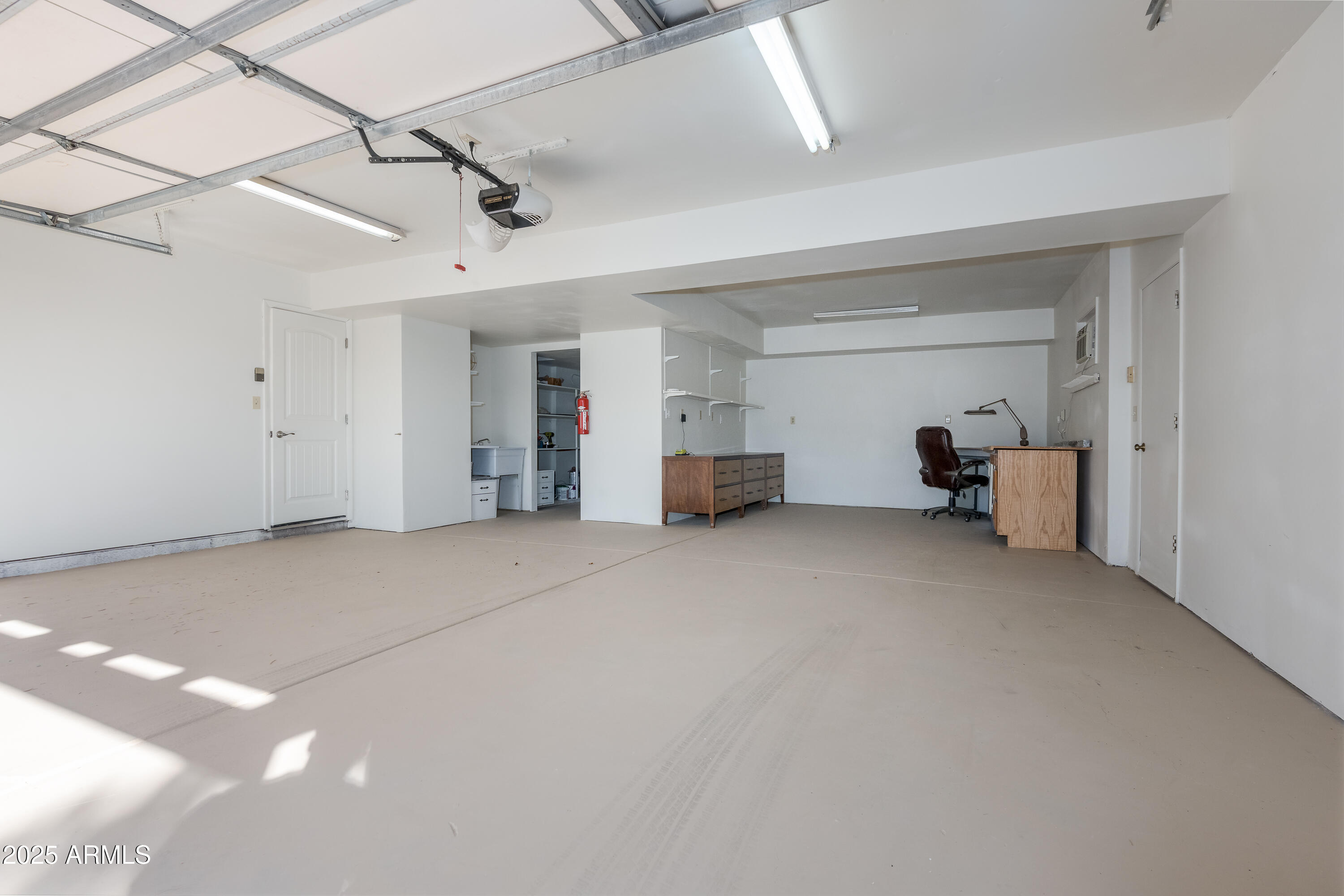 1050 Lee Mountain Road Sedona, AZ 86351 - Photo 48 of 78 Garage With Work Space