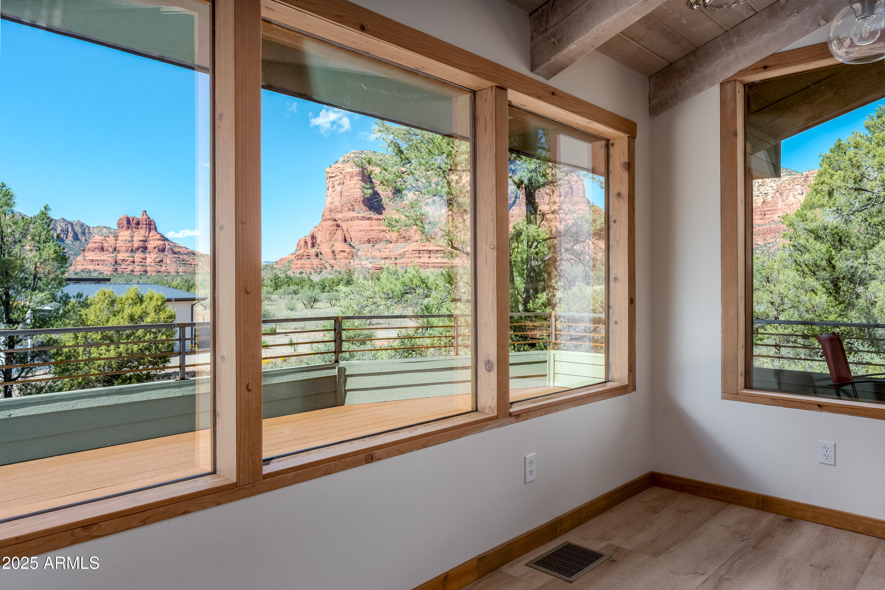 1050 Lee Mountain Road Sedona, AZ 86351 - Photo 58 of 78 Great Room View