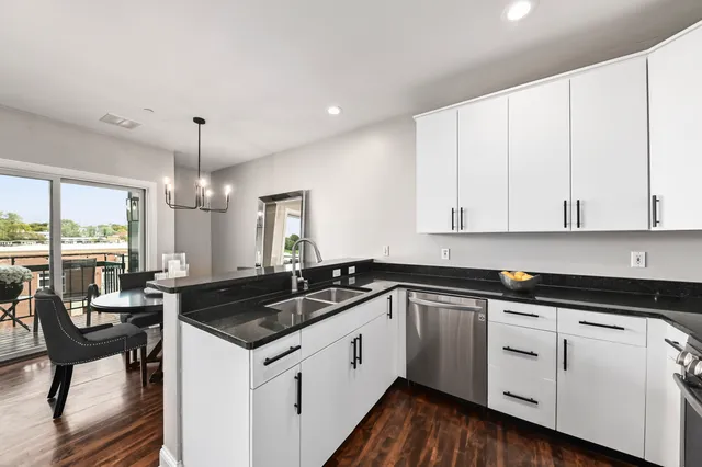 $419,000 | 1888 North Water Street, Unit 506, Milwaukee, WI 53202