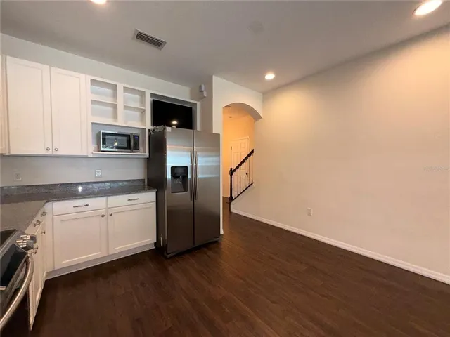 $699,900 | 13101 Done Groven Drive, Dover, FL 33527