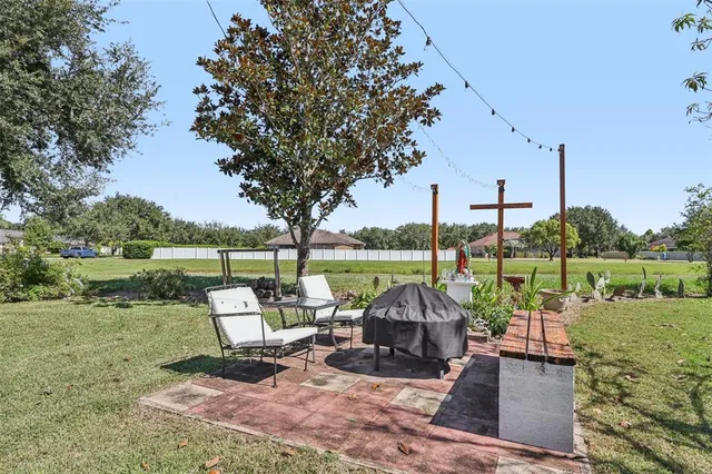 $699,900 | 13101 Done Groven Drive, Dover, FL 33527