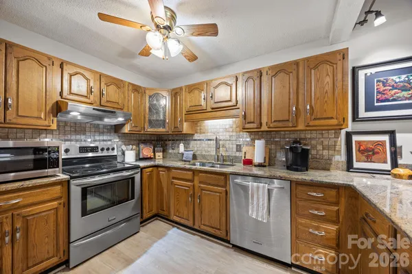 $500,000 | 501 Woodfield Drive, Asheville, NC 28803