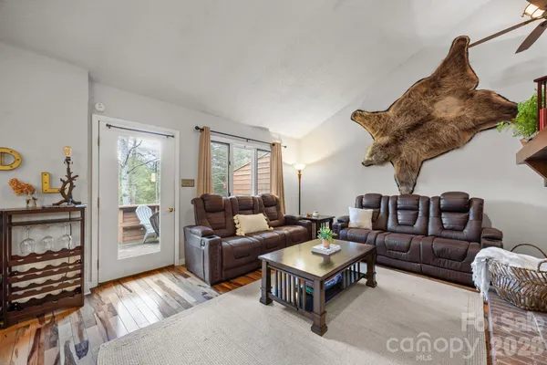 $500,000 | 501 Woodfield Drive, Asheville, NC 28803