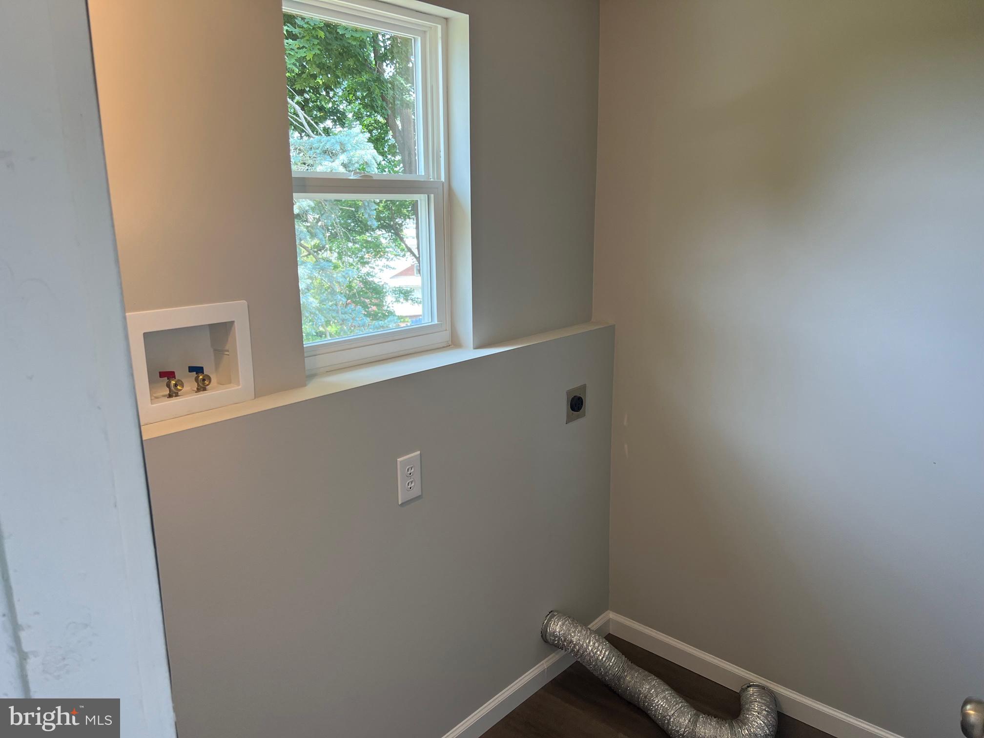 1045 Broadway Boulevard Reading, PA 19607 - Photo 16 of 24
