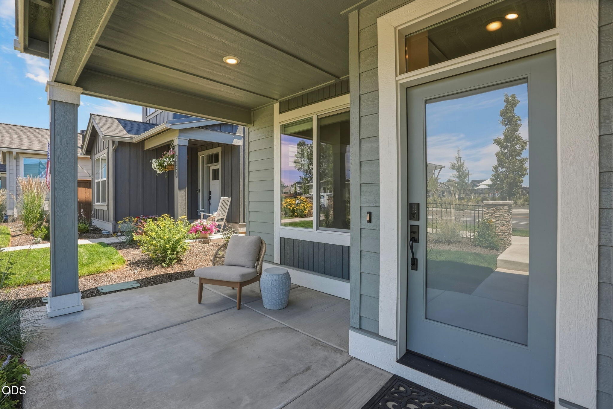 20855 Southeast Caldera Drive Bend, OR 97702 - Photo 4 of 56