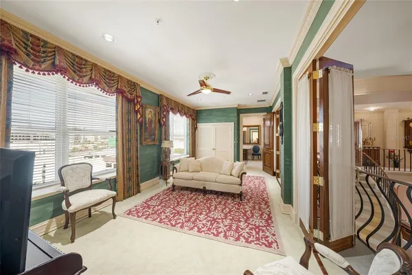 $6,995,000 | 1330 Main Street, Unit PH 9 & 10, Sarasota, FL 34236