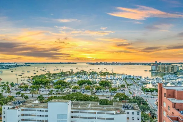 a very nice looking living room with furniture