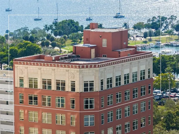 $6,995,000 | 1330 Main Street, Unit PH 9 & 10, Sarasota, FL 34236