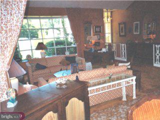 7930 Waltham Road Cheltenham, PA 19012 - Photo 2 of 6