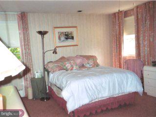 7930 Waltham Road Cheltenham, PA 19012 - Photo 3 of 6