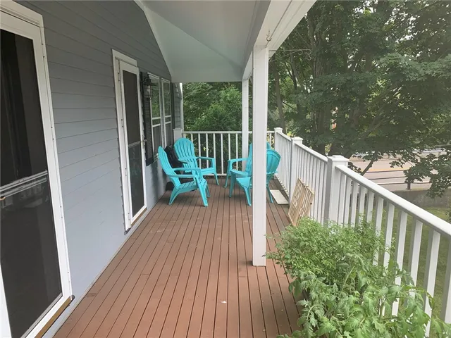 $2,600 | 33 Van Zandt Avenue, Unit 1, Newport, RI 02840
