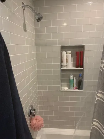 $2,600 | 33 Van Zandt Avenue, Unit 1, Newport, RI 02840