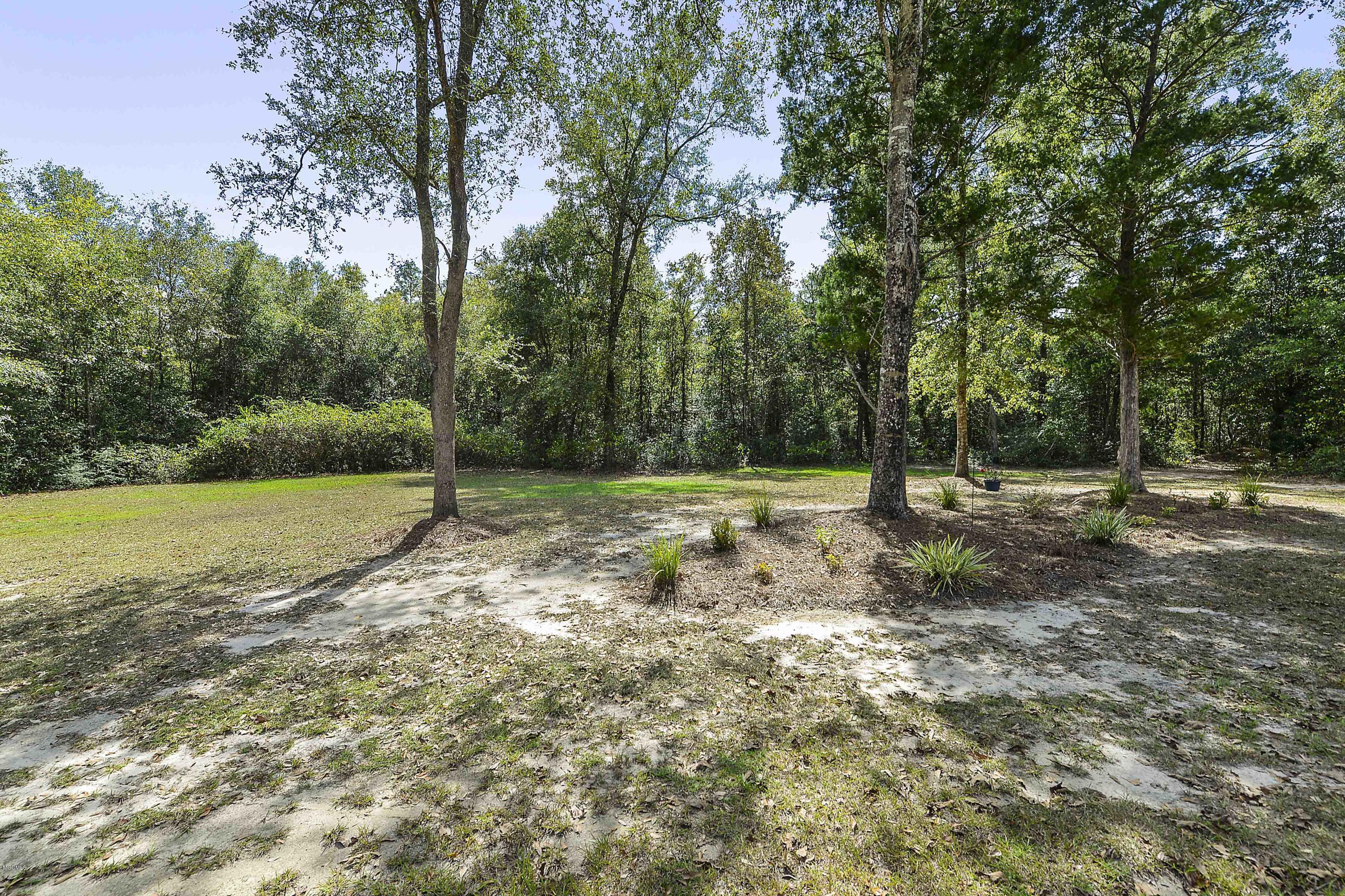 5425 Gavin Hamilton Road Moss Point, MS 39562 - Photo 26 of 33 026