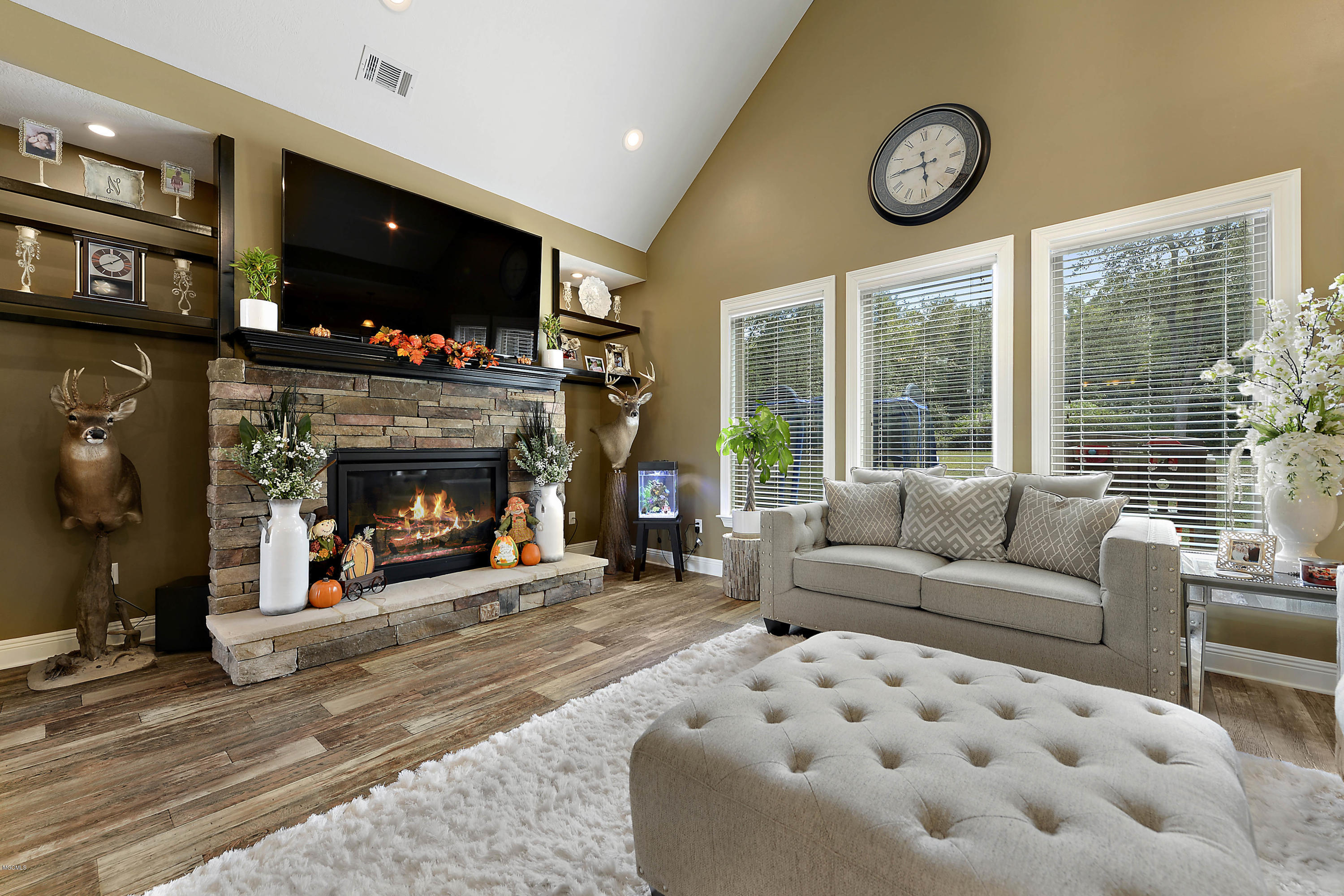 5425 Gavin Hamilton Road Moss Point, MS 39562 - Photo 8 of 33 008