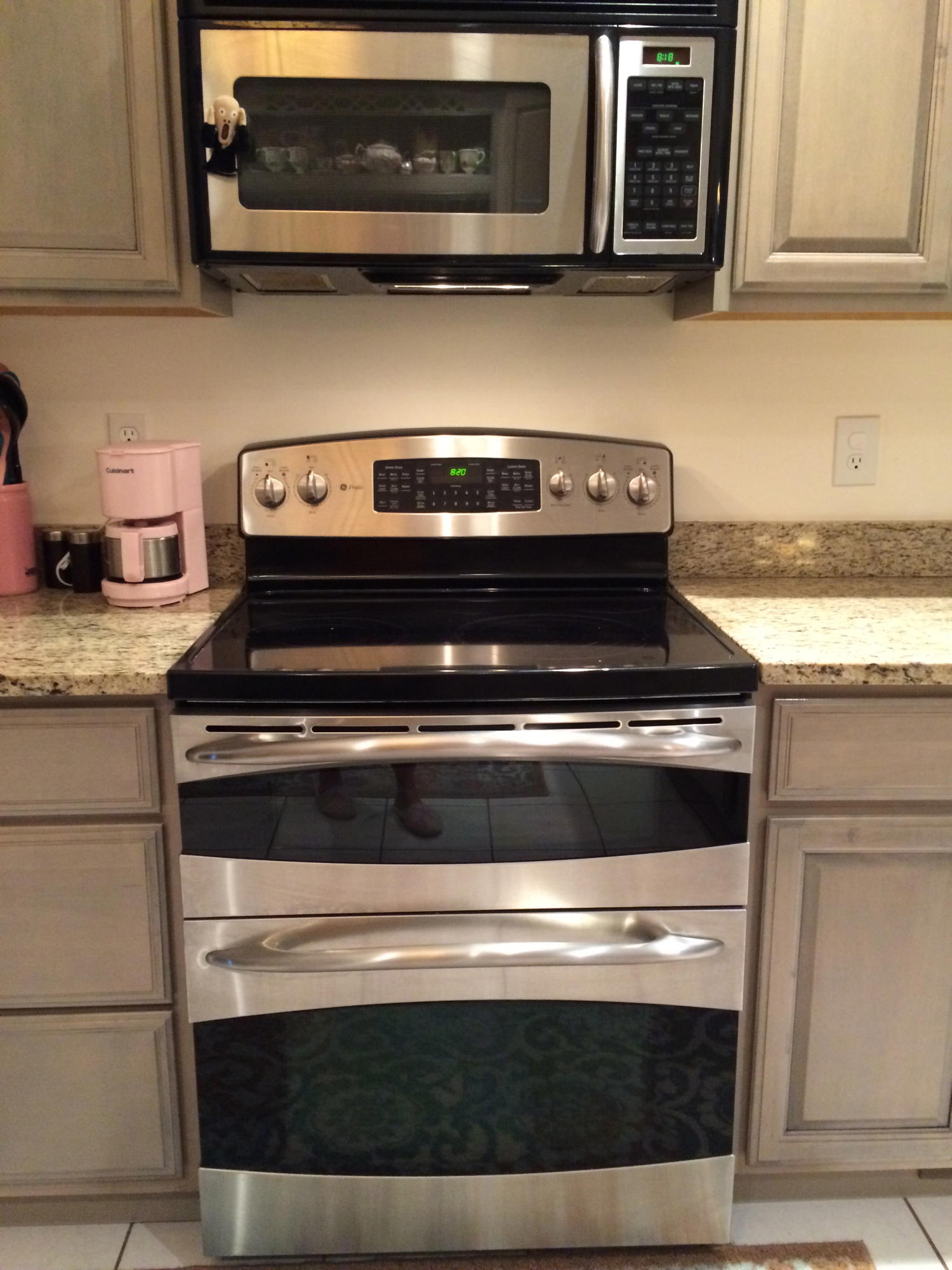 3418 Ralph Phelps Road Louisville, TN 37777 - Photo 6 of 38 GE Profile Double ovens