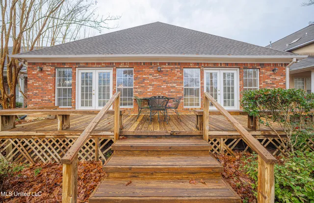$344,900 | 23 Carriage Ct Place, Brandon, MS 39047