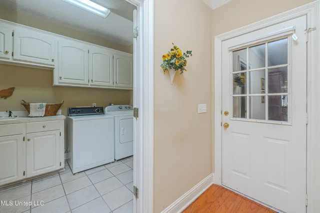 $344,900 | 23 Carriage Ct Place, Brandon, MS 39047