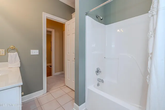 $344,900 | 23 Carriage Ct Place, Brandon, MS 39047