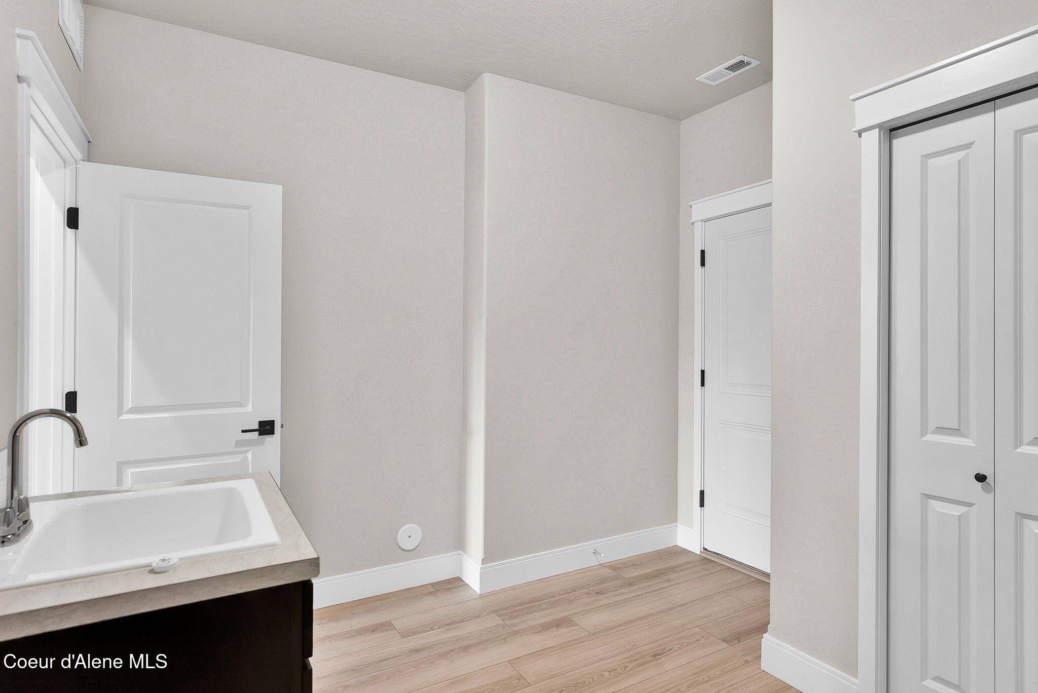 20646 North Bombastic Street Rathdrum, ID 83858 - Photo 23 of 53 Laundry Room