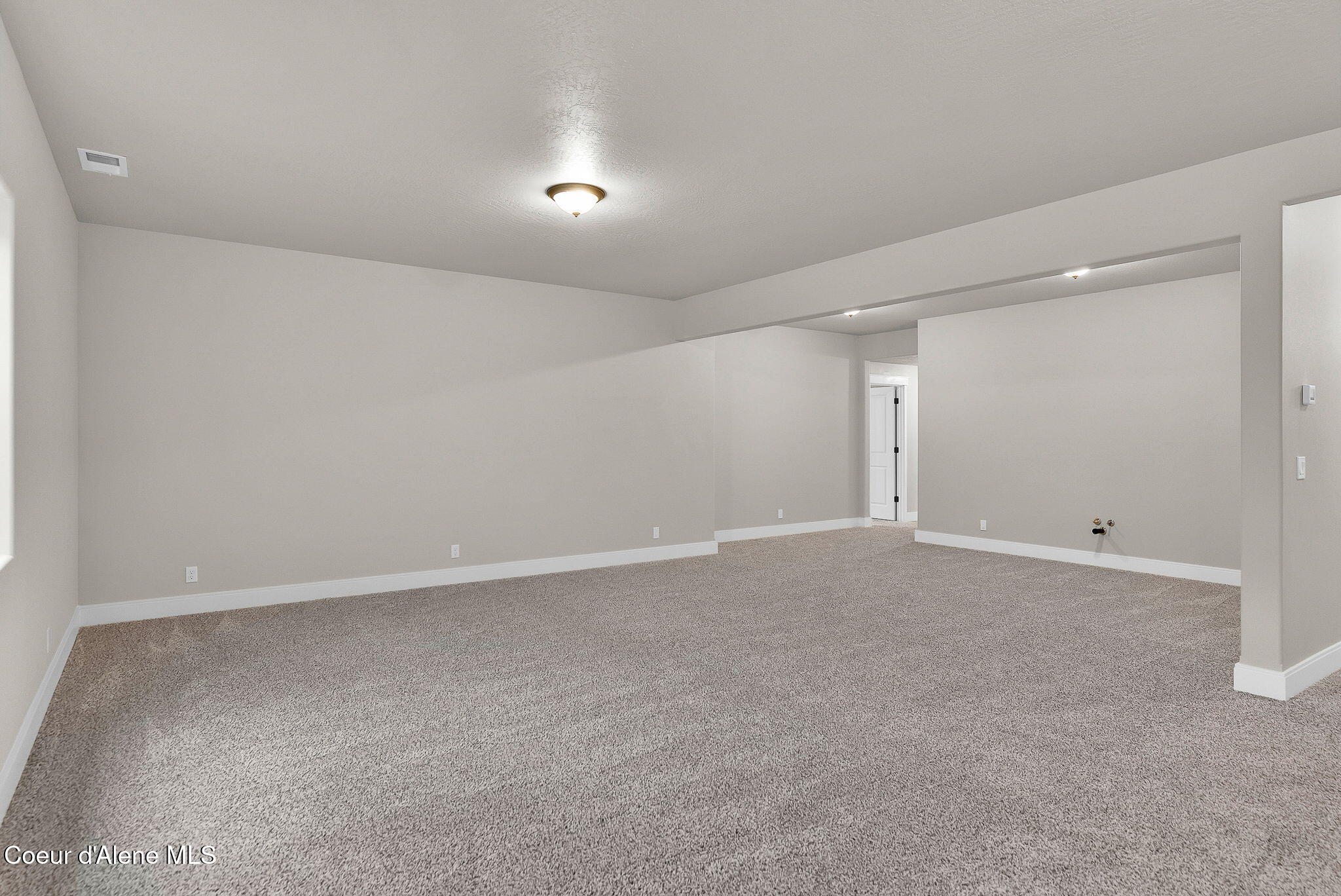 20646 North Bombastic Street Rathdrum, ID 83858 - Photo 38 of 53 Entertaining/Family Room