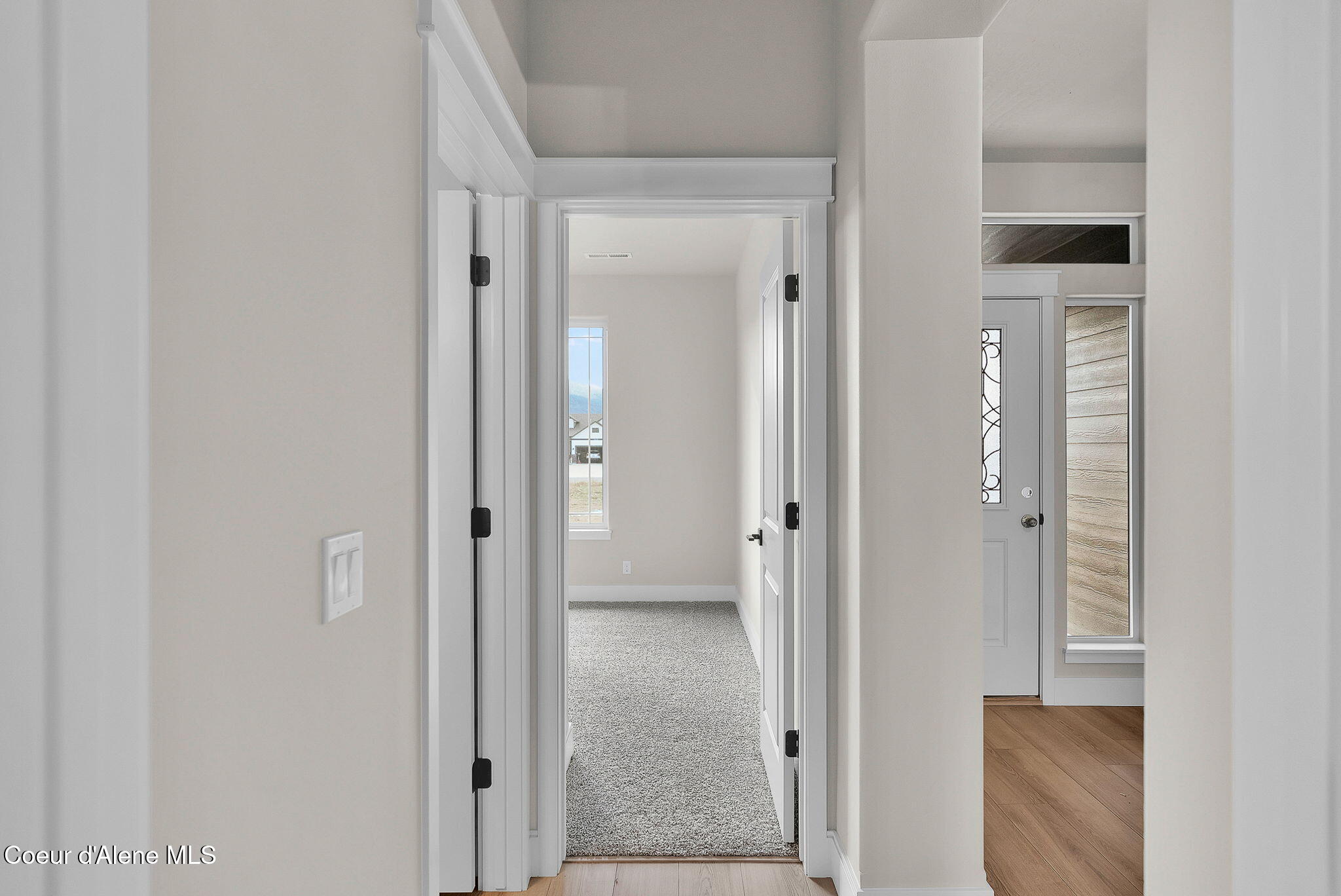 20646 North Bombastic Street Rathdrum, ID 83858 - Photo 5 of 53 Hallway