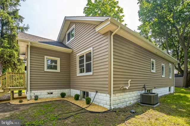 $354,500 | 503 Laurel Road, Laurel Springs, NJ 08021