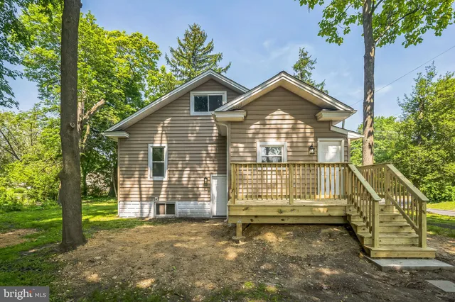 $354,500 | 503 Laurel Road, Laurel Springs, NJ 08021