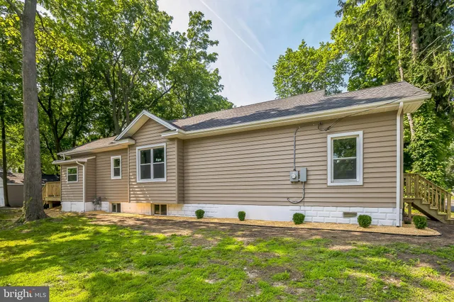 $354,500 | 503 Laurel Road, Laurel Springs, NJ 08021