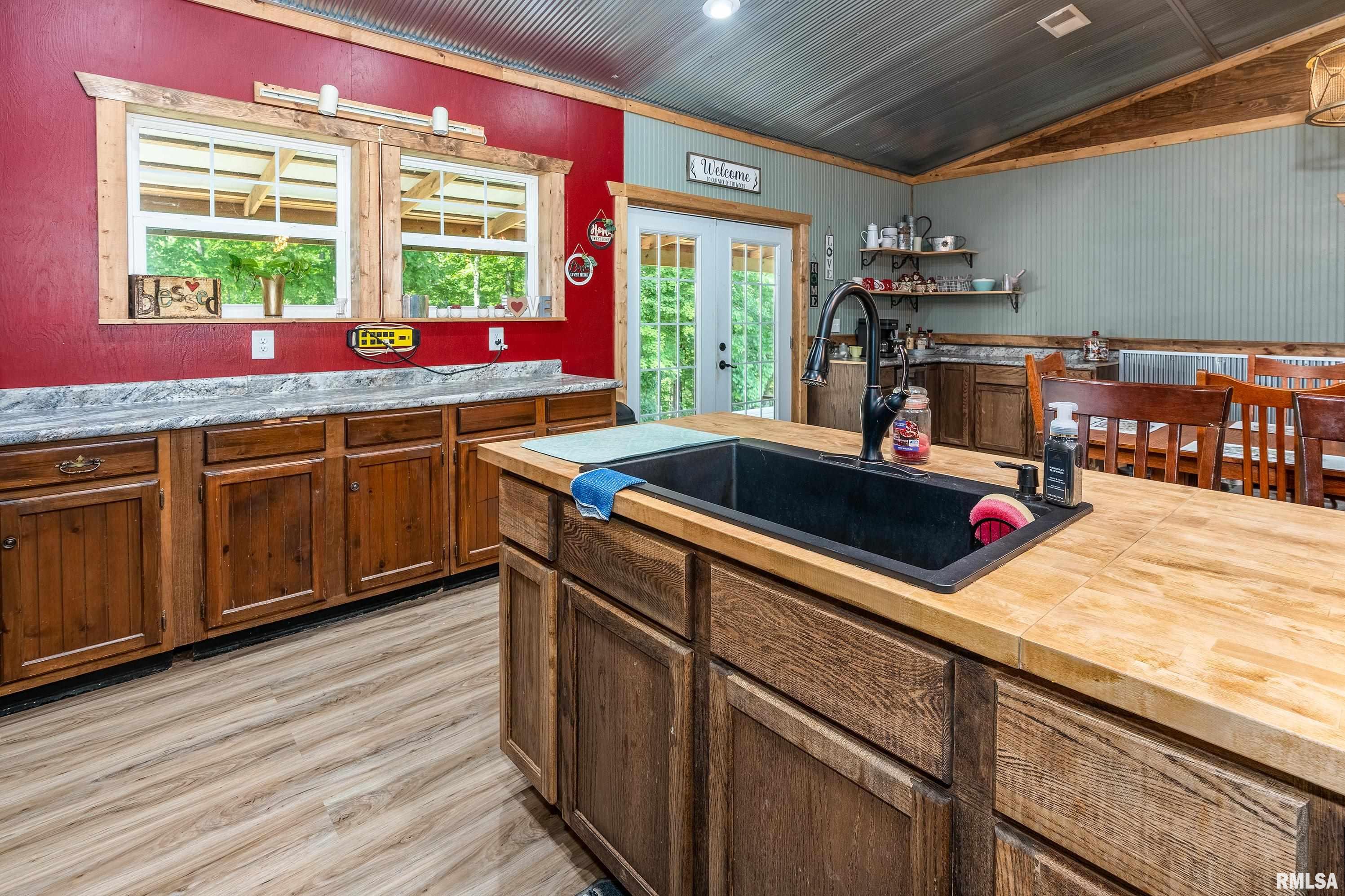 2196 Wilderness Retreat Road Jonesboro, IL 62952 - Photo 18 of 48