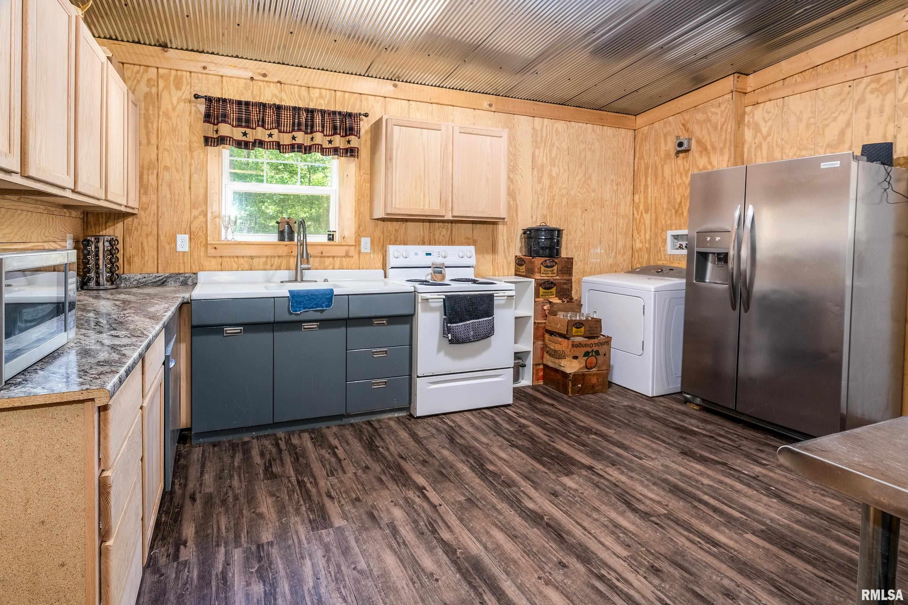 2196 Wilderness Retreat Road Jonesboro, IL 62952 - Photo 34 of 48