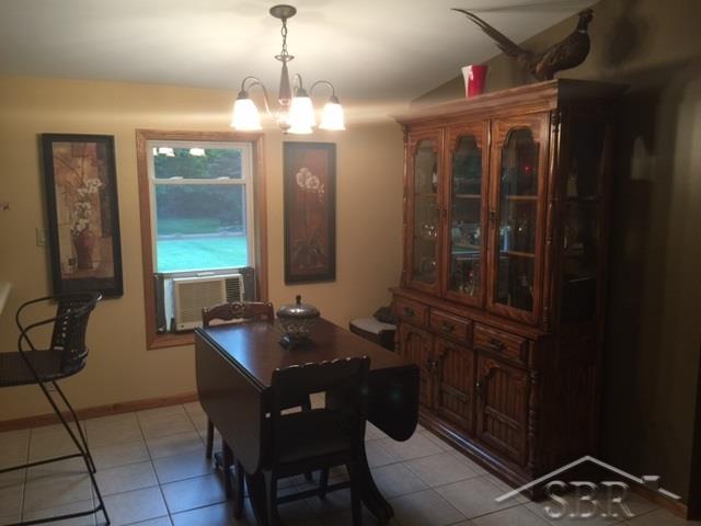 8194 Irish Road Millington, MI 48746 - Photo 9 of 18 31313762-8.JPG
