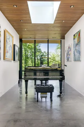 $4,750,000 | 29396 Cherokee Road, Bovey, MN 55709