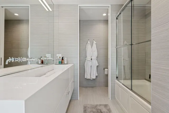 $4,750,000 | 29396 Cherokee Road, Bovey, MN 55709