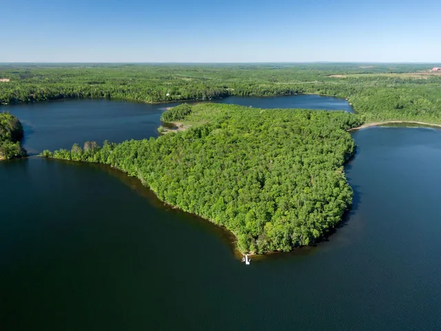 $4,750,000 | 29396 Cherokee Road, Bovey, MN 55709