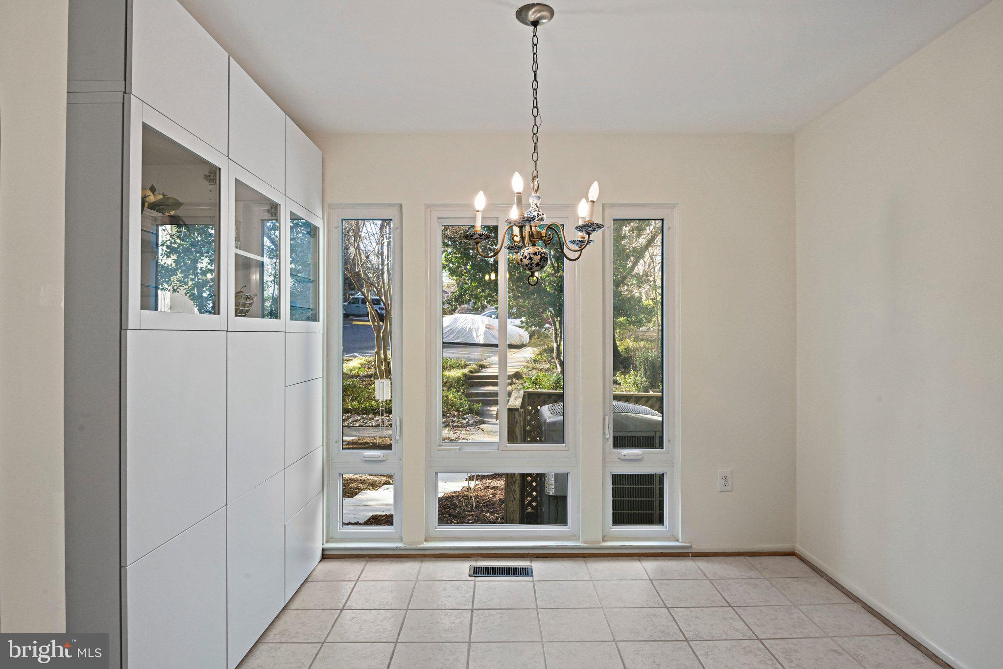 2029 Chadds Ford Drive Reston, VA 20191 - Photo 12 of 55
