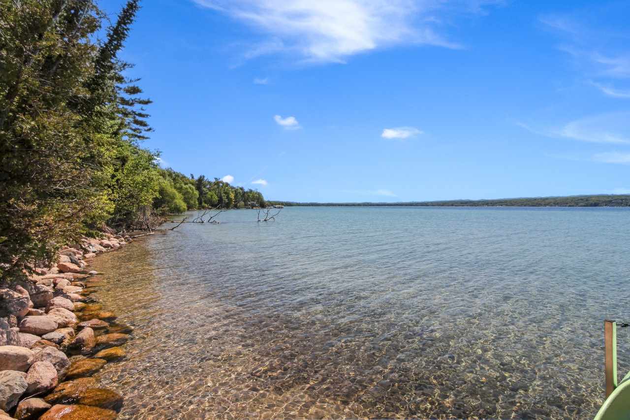 274 North Stony Point Road Suttons Bay, MI 49682 - Photo 53 of 54 1875338-52.JPG