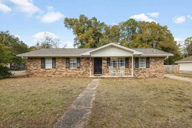 $200,000 | 469 Stillwell Boulevard, Crestview, FL 32539