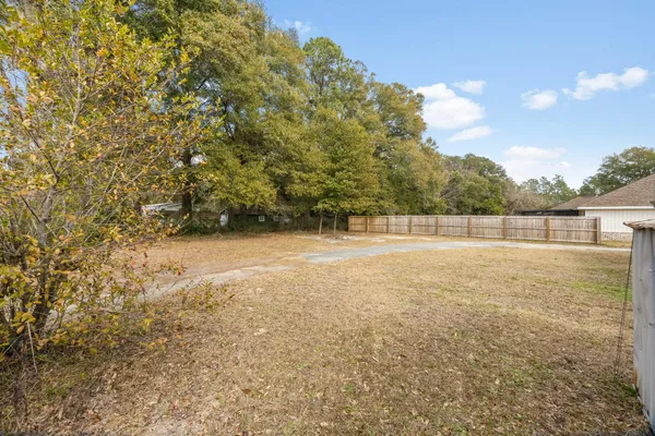 $190,000 | 469 Stillwell Boulevard, Crestview, FL 32539