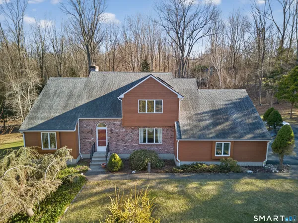 $595,000 | 33 Valley Drive, Salem, CT 06420