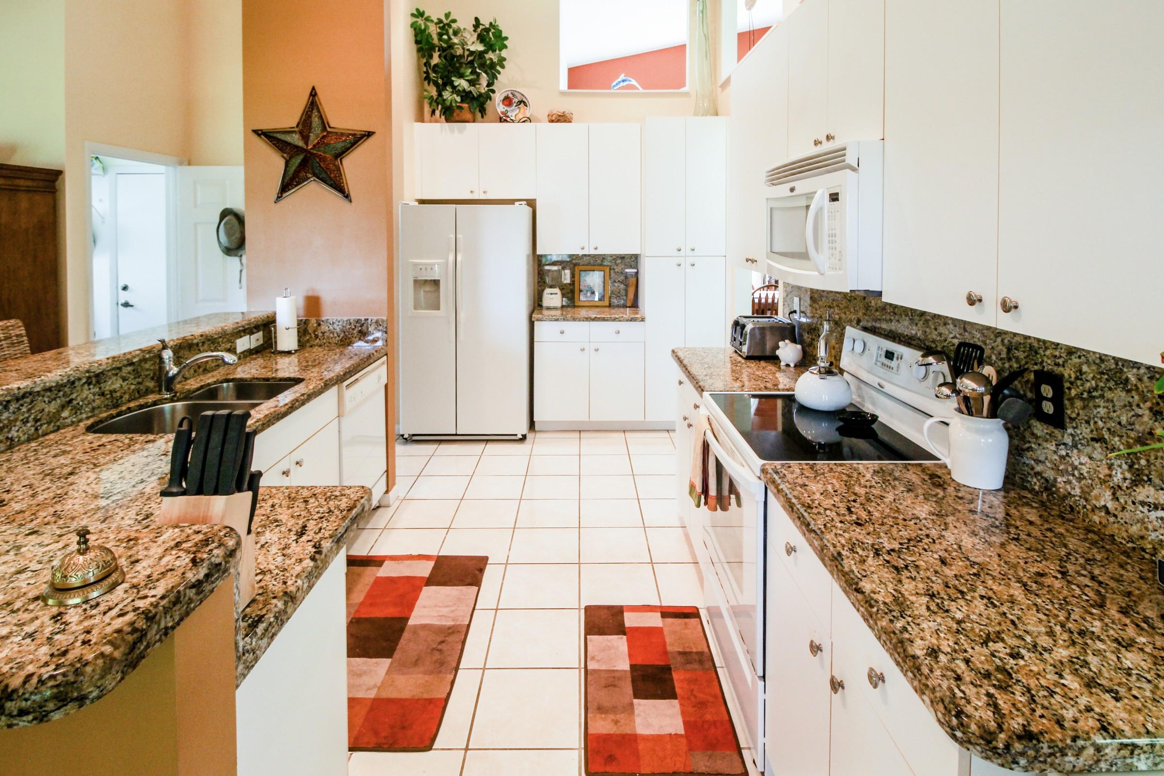9539 Lake Serena Drive Boca Raton, FL 33496 - Photo 3 of 25 AWGCFP_still_ki4