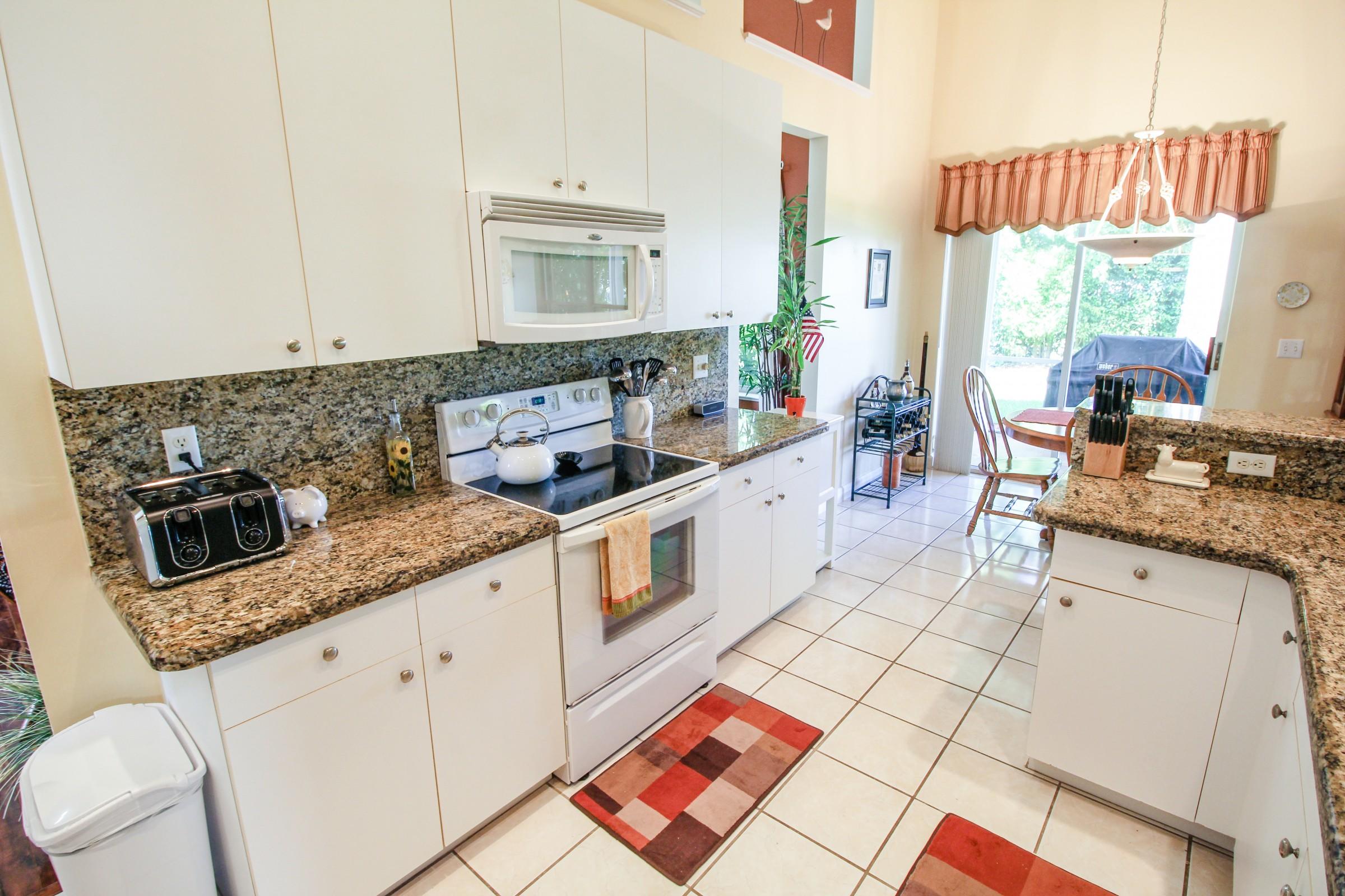 9539 Lake Serena Drive Boca Raton, FL 33496 - Photo 6 of 25 AWGCFP_still_ki3