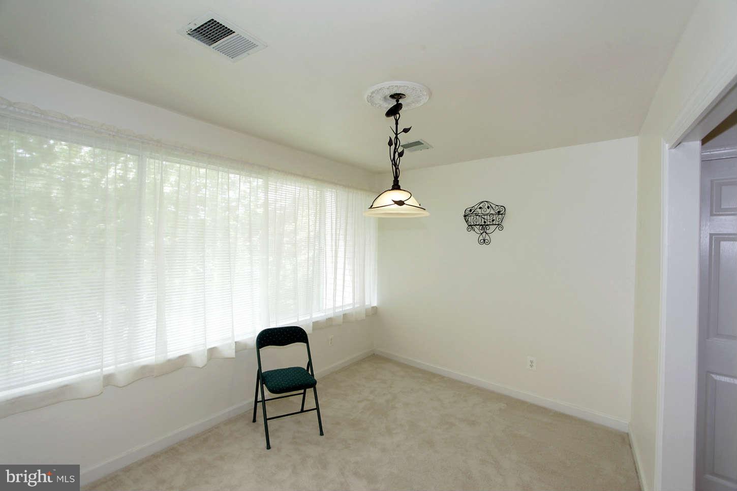 2503 Baltimore Road, Unit 7 Rockville, MD 20853 - Photo 17 of 29 Dining Room