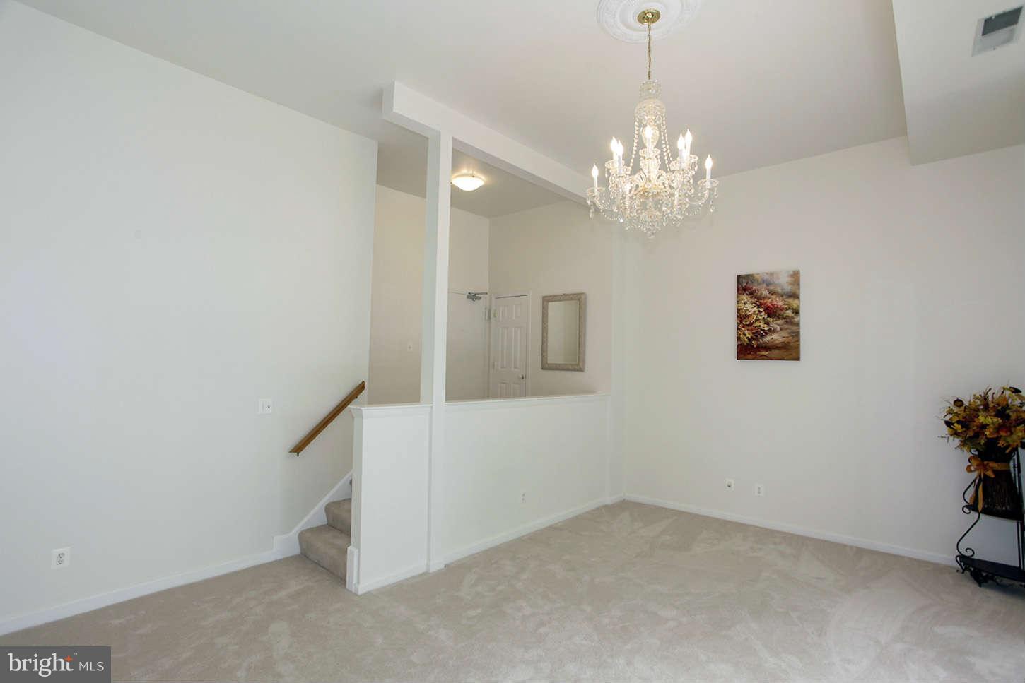 2503 Baltimore Road, Unit 7 Rockville, MD 20853 - Photo 6 of 29 Living Room